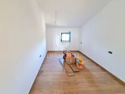 Poreč, okolica, peterosoban stan na drugom katu! - 9