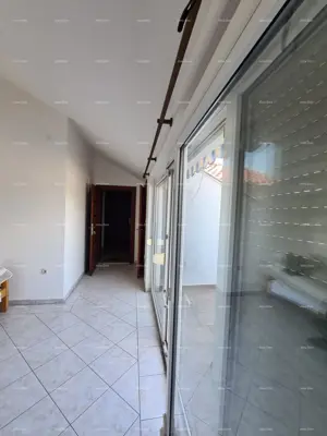 Ausgezeichnete Gelegenheit! Verkauf einer Wohnung in Top-Lage, Medulin! Fünf Minuten gemütlicher Spaziergang zum Meer und zu den Stränden. U - 7