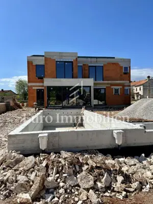 Villa 215 m², Marčana - quiet location and heated pool - 3