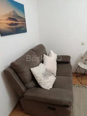 Stan 70 m², Trogir blizu centra, 2 spavaće sobe i lođa - 8