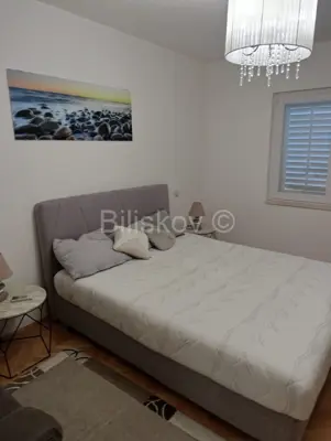 Stan 70 m², Trogir blizu centra, 2 spavaće sobe i lođa - 11