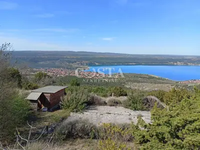 Land 7,428 m², Gornji Karin - green zone and access road - 2