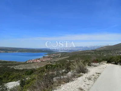 Land 7,428 m², Gornji Karin - green zone and access road - 3