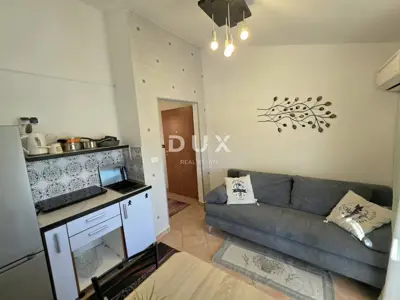 Wohnung 32 m², Nova Veruda, Pula - Loggia und Blick ins Grüne - 2