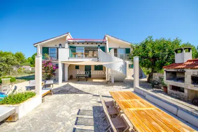 Haus in Alleinlage mit Meerblick - 4