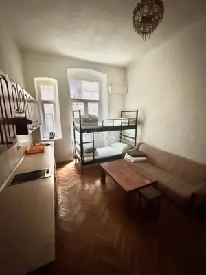 Centar - stan za dugoročni najam