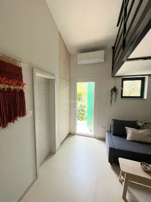 Kuća u nizu 34 m², Kaštel Lukšić - vrt i 2 parkirna mjesta - 7