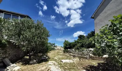 Kamena kuća s okućnicom, Betina - uz more i građevinska dozvola - 5