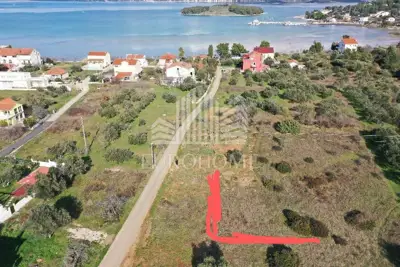 Building plot 1,660 m², Mrljane on Pašman, 150 m from the sea - 2
