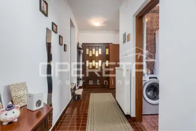 Kuća 385 m², Odra - Nova cesta, garaža za 2 auta - 12