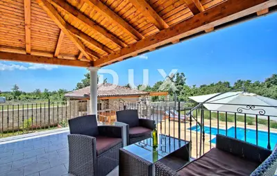 Haus 294 m², Svetvinčenat - Pool und Garten - 11