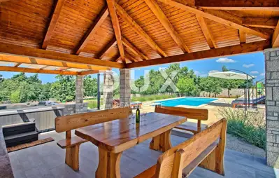 Haus 294 m², Svetvinčenat - Pool und Garten - 9