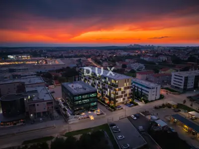 Stan 55,6 m², Pula Monvidal - novogradnja, lift i lođa - 2