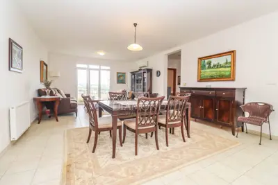 Apartment 86 m², Valdebek, Pula - 2 bedrooms and 3 balconies - 4