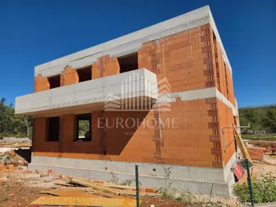 Kuća 228 m², Donja Slivnica, mirno okruženje i pogled na Velebit - 10