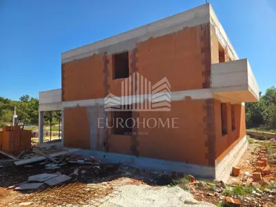 Kuća 228 m², Donja Slivnica, mirno okruženje i pogled na Velebit - 8
