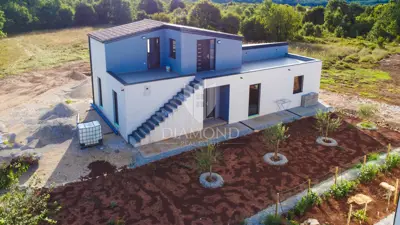 Haus zum Kauf in Poreč, 141 m²