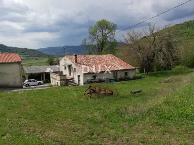 Grundstück in Motovun, 53.183 m², Bauland 5.572 m² - 9