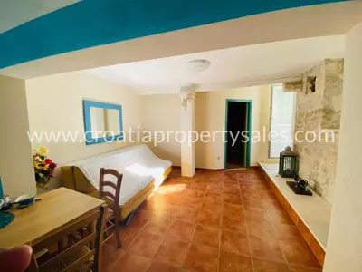 Haus, Brač, 95 m², 295 000 € - 6