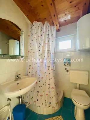 Haus, Brač, 95 m², 295 000 € - 8