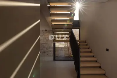 Haus zum Kauf in Poreč, 270 m² - 20