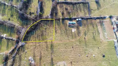 Građevinsko zemljište 1 000 m², Klis - blizu Splita i nove zone - 2