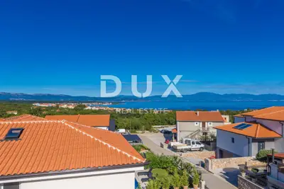 Apartment 100 m², Malinska area, sea view