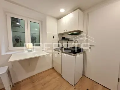 Garsonjere 31 m², Britanac - novouređene i uredni papiri - 9