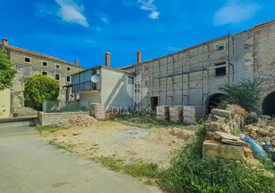House 90 m², Buje surroundings - 3 bedrooms
