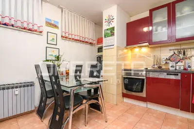 Wohnung 93 m², Gajnice, 4 Zimmer und Loggia - 3