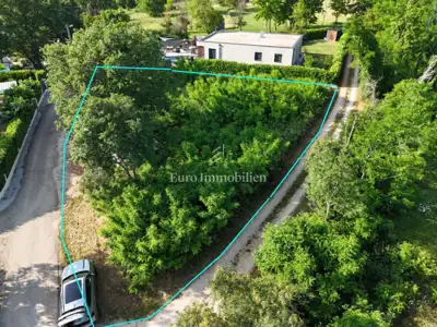 Building plot 841 m², Poreč - project and permit - 2