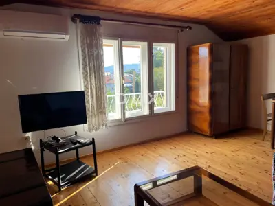 Krk, jednosobni stan, 45 m², dugoročni najam