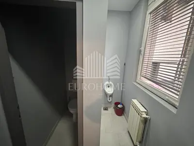 Renoviran i opremljen poslovni prostor od 70m² u centru Zagreba - 12