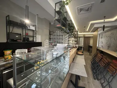 Renoviran i opremljen poslovni prostor od 70m² u centru Zagreba - 2