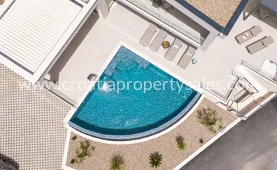 Villa 618 m², Split - luxuriöser Neubau mit Aussicht - 7