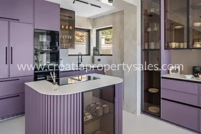 Villa 618 m², Split - luxuriöser Neubau mit Aussicht - 8