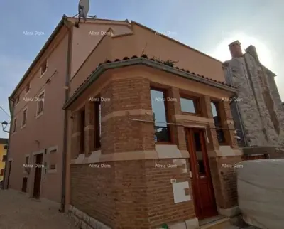 Wohn- und Geschäftshaus 252 m², Bale - historische Altstadt - 1