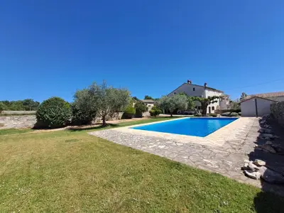 Haus zum Kauf in Sveti Lovreč, 313,5 m² - 6