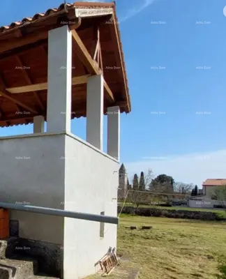 House, Marčana, center, spacious yard 1 900 m²