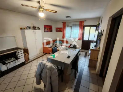 Haus 200 m², Vir - 5 Apartments und 2 überdachte Terrassen - 6