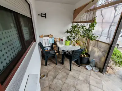 Haus 200 m², Vir - 5 Apartments und 2 überdachte Terrassen - 4