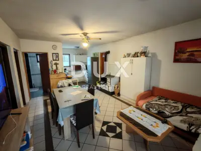 Haus 200 m², Vir - 5 Apartments und 2 überdachte Terrassen - 7