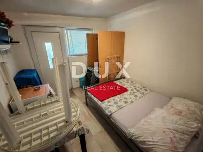Haus 200 m², Vir - 5 Apartments und 2 überdachte Terrassen - 17