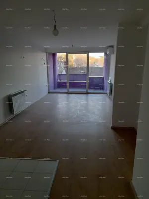 Stan 83 m², Pula Centar - garažno parkirno mjesto i spremište - 2