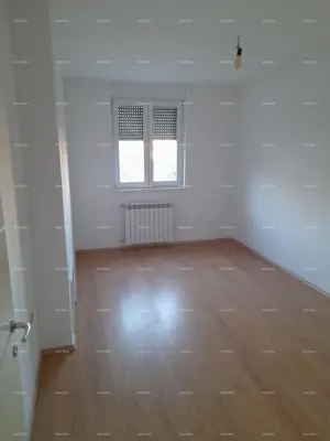 Stan 83 m², Pula Centar - garažno parkirno mjesto i spremište - 6