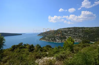 Kamena kuća u Raklju, 2 etaže i uređeno dvorište - 15