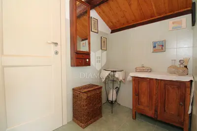 Kuća 200 m², Labin okolica - nadomak mora i zelenilo - 17