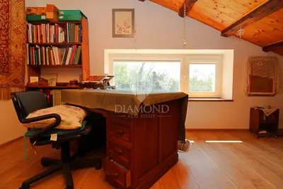 Kuća 200 m², Labin okolica - nadomak mora i zelenilo - 22