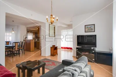 Haus 169 m², Maksimir, Bukovačka - ruhige Lage