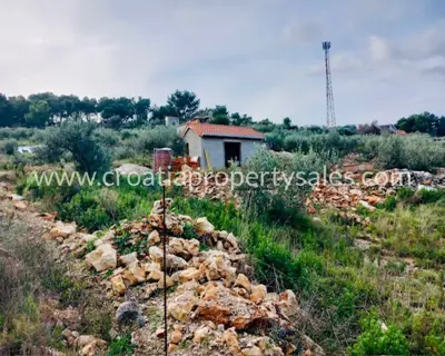 Poljoprivredno zemljište 2.119 m², Otok Brač - pogled na more - 3